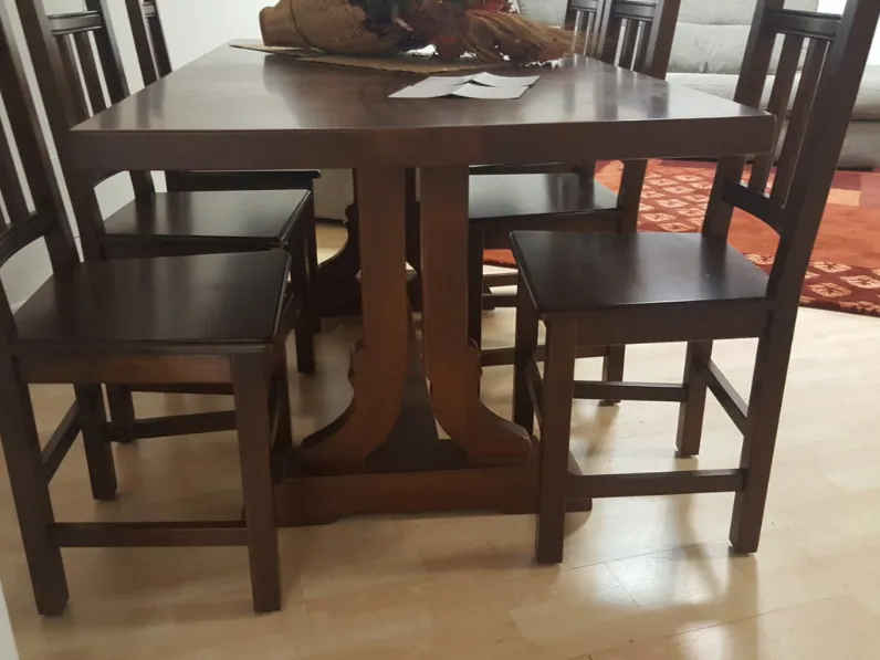 tavolo cucina classico con 6 sedie
