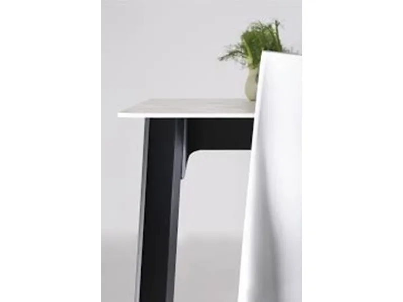 Tavolo Drop Pointhouse in laminato Allungabile