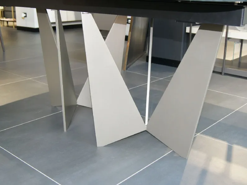 Tavolo in marmo ovale Eiffel Dall'agnese in offerta outlet