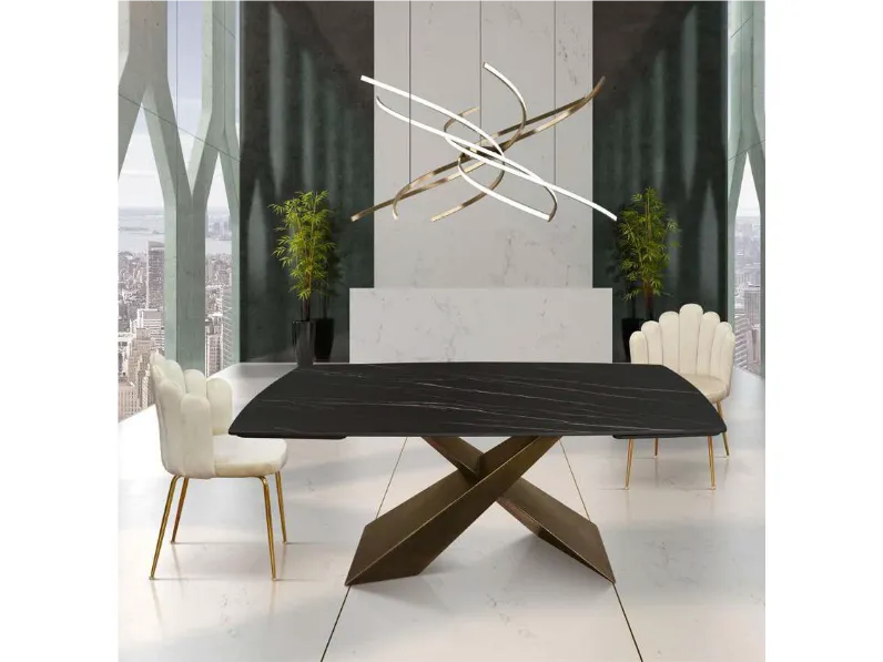 Tavolo Tavolo modello golden Mobilificio bellutti in OFFERTA OUTLET -46%