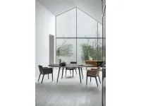 Scopri il Tavolo Argos di Novamobili con uno sconto del 35%! Una scelta perfetta per l'architetto moderno.