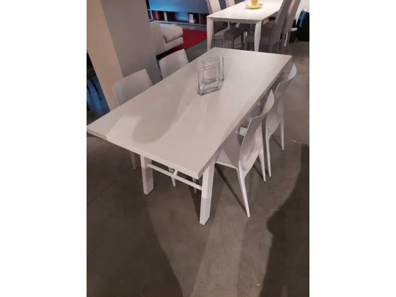 Tavolo fisso Industrial/paola Stosa a soli 590