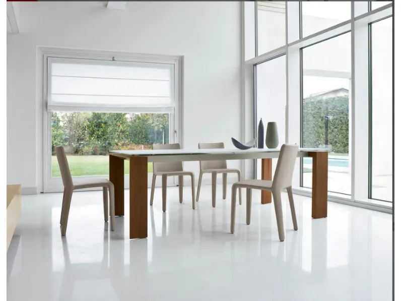 Tavolo rettangolare in vetro Tavolo twice 165 fix piano cristallo acidato bianco gambe nero opaco fisso bonaldo di Bonaldo in Offerta Outlet