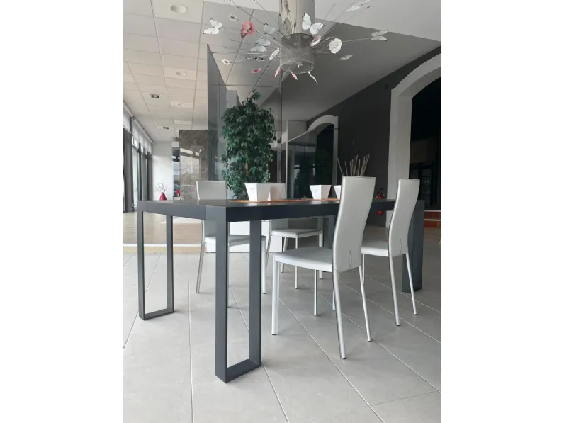 Tavolo Frame Devina nais in legno e resina Fisso 