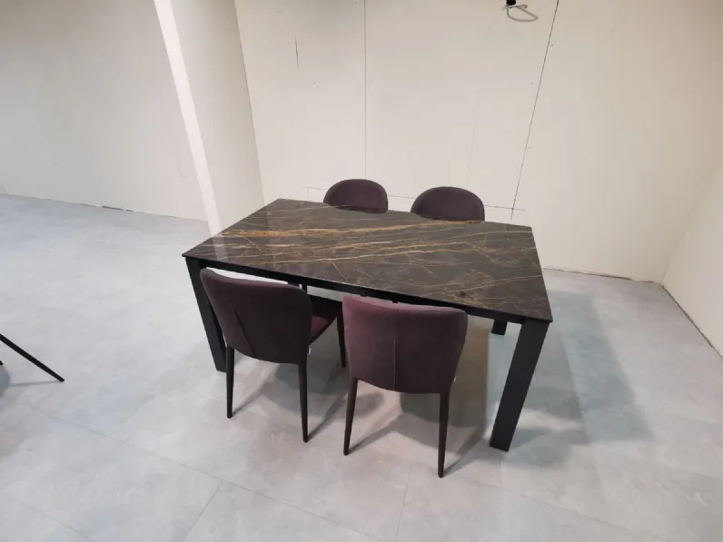 Tavolo rettangolare in ceramica Zenith t91 di Friulsedie in Offerta Outlet