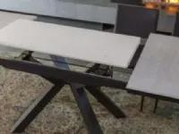 Tavolo in ceramica rettangolare Giada in gres opaco Altacom a prezzo ribassato