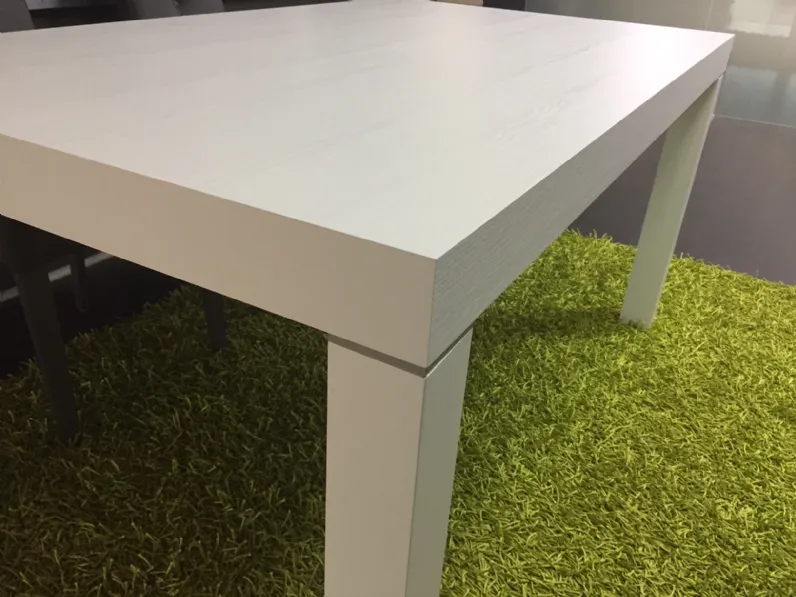 tavolo moderno rettangolare allungabile in offerta 