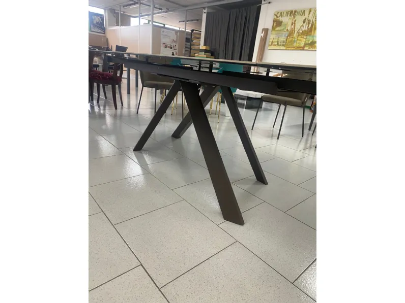 Tavolo Gress porcellanato allungabile Md work in metallo Allungabile