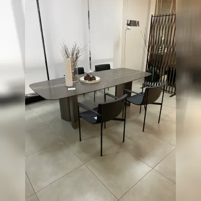 Tavolo Gullwing Lema in pietra Fisso scontato 27%