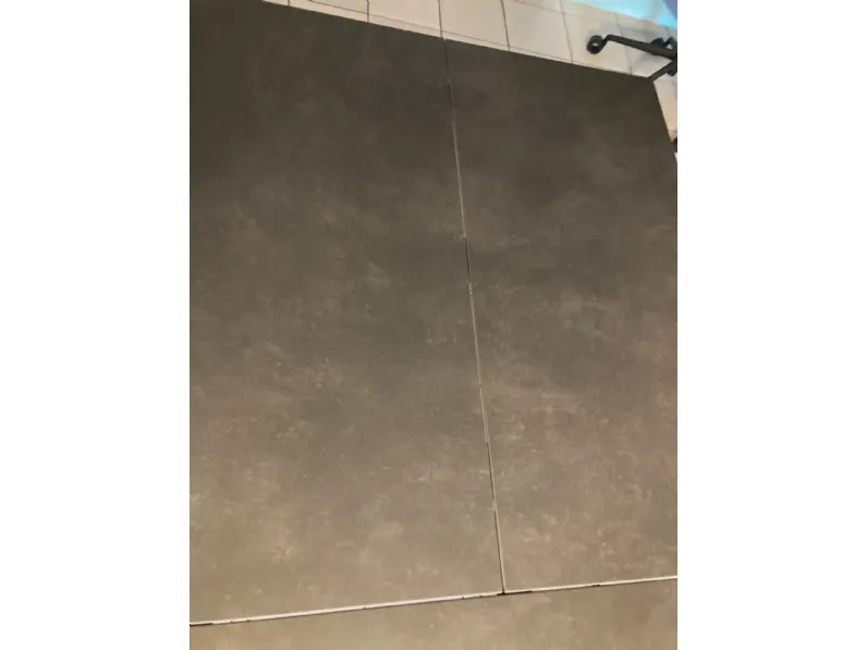 Tavolo Helsinki 35 Desalto in ceramica Rettangolare allungabile scontato 41%
