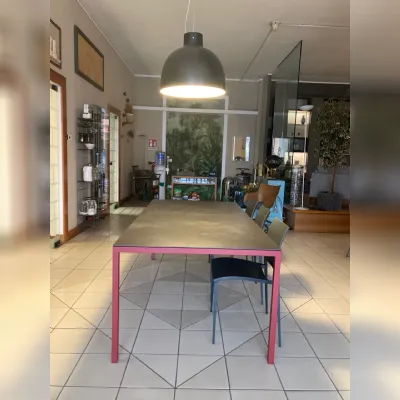 Tavolo Helsinki 35 Desalto in ceramica Rettangolare allungabile scontato 41%