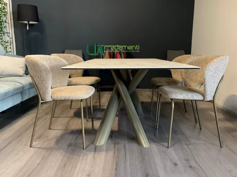 Tavolo rettangolare in ceramica Igor di Zamagna in Offerta Outlet