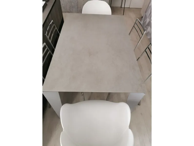 Tavolo Tavolo allungabile Ingenia in altri materiali Allungabile scontato 49%
