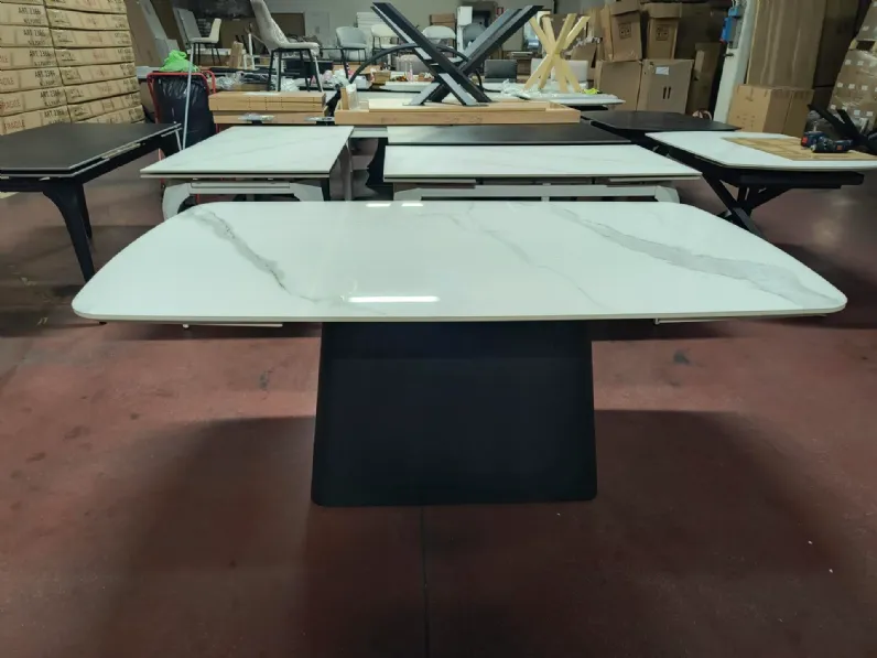 Tavolo in ceramica ellittico Tavolo in ceramica statuario  Mobilificio bellutti a prezzo ribassato