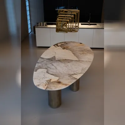Tavolo ovale in ceramica Lagos di Baxter in Offerta Outlet 