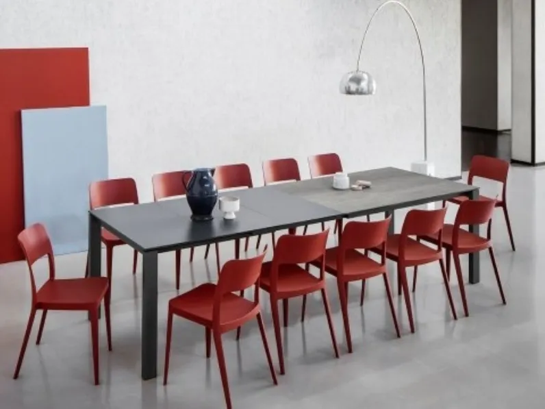 Tavolo in ceramica rettangolare Badu' xl Midj a prezzo scontato
