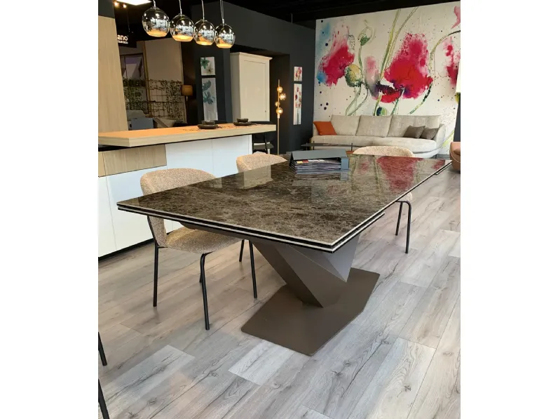 Tavolo in ceramica rettangolare Flight Zamagna in offerta outlet