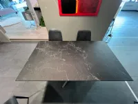 Tavolo in ceramica rettangolare Manhattan Scavolini in offerta outlet