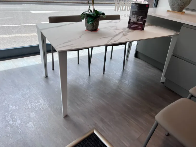 Tavolo Mary Scavolini in OFFERTA OUTLET -52%