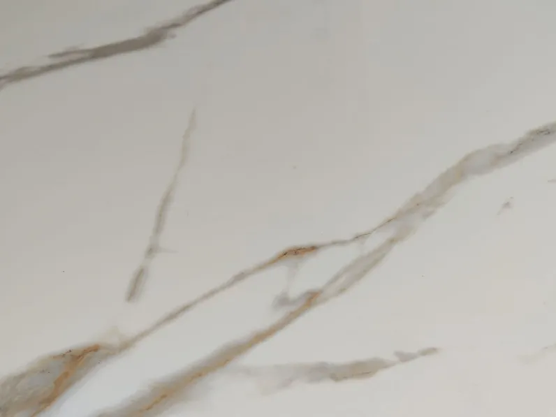 Tavolo in ceramica rettangolare Metropolis allungabile Scavolini a prezzo ribassato