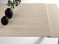 Tavolo in ceramica rettangolare Opus Capodarte in offerta outlet