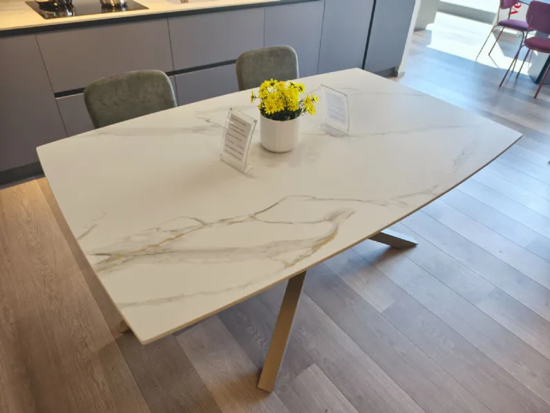 Tavolo in ceramica rettangolare Overture botte Veneta cucine in offerta outlet