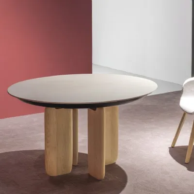 Tavolo in laccato quadrato Pala Kristalia in offerta outlet