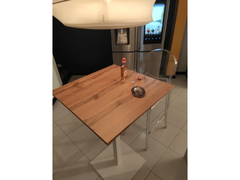 Tavolo in laminato quadrato Tavolo da bar Artigianale in Offerta Outlet