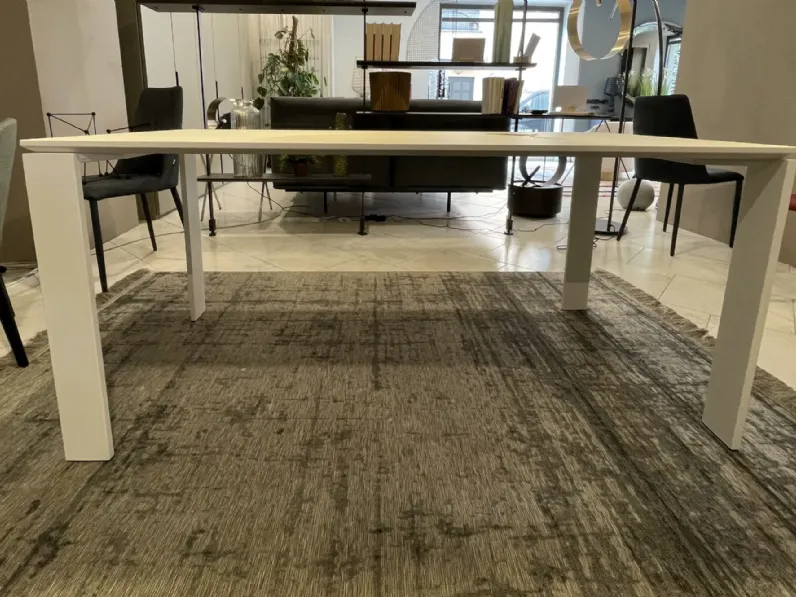 Tavolo rettangolare Four soft touch Kartell scontato del 25%