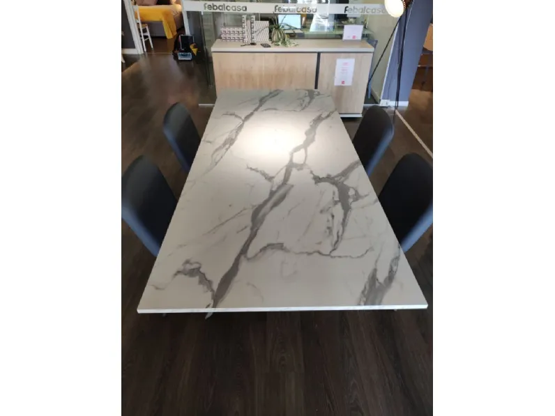 Tavolo in laminato rettangolare Japuir Fdesign in offerta outlet
