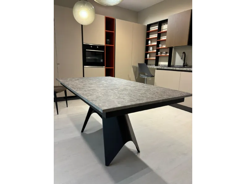 Tavolo Luxor di Scavolini scontato del 35%