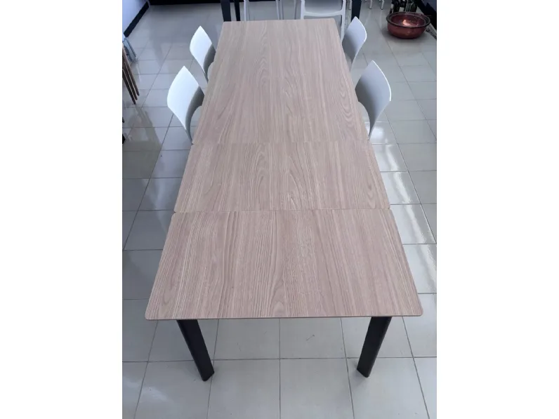 Tavolo allungabile Otello Pointhouse a soli 790 Euro