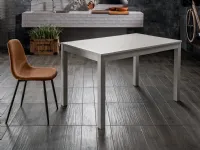 Tavolo in laminato rettangolare Traffic Stones in offerta outlet