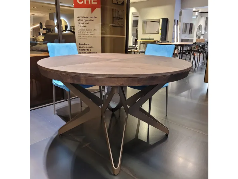 Tavolo Big round Ozzio in legno e resina Allungabile scontato 24%