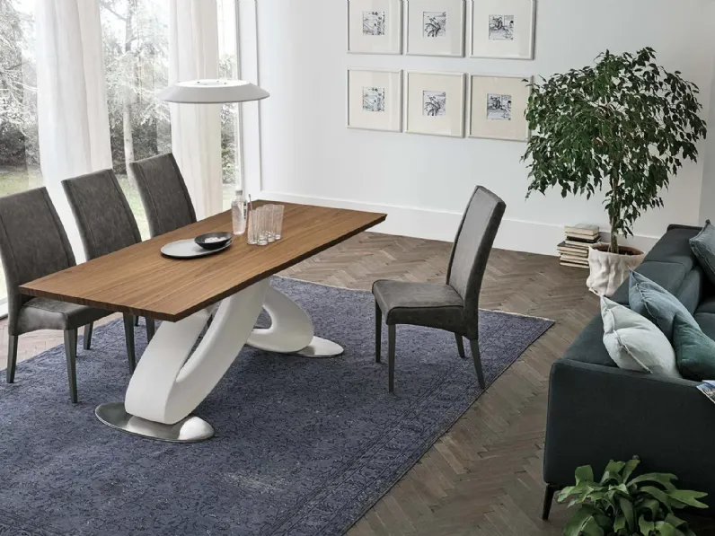 Tavolo in offerta outlet modello Eclipse di Collezione esclusiva 