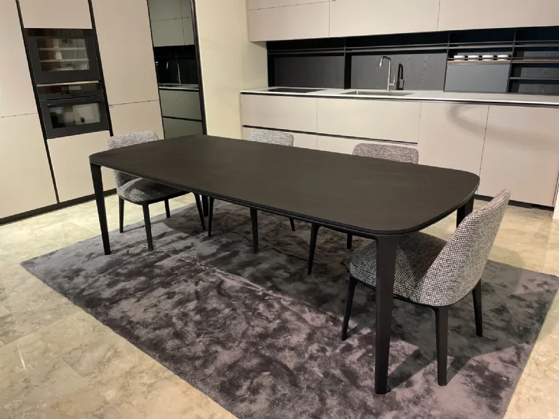 Tavolo in legno rettangolare Henry Poliform in offerta outlet