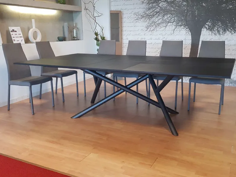 Tavolo Outlet tavolo random di Ozzio in OFFERTA OUTLET