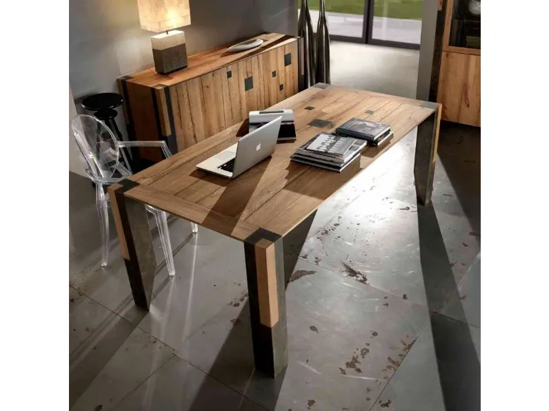Tavolo in legno rettangolare Rovere vecchio con metallo antico allungabile Md work in offerta outlet