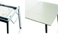 Tavolo Tavolo in legno allungabile deja-vu' magis Magis in OFFERTA OUTLET -56%