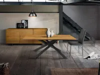Tavolo in legno rettangolare Tavolo in legno massello sottile e base in metallo Mottes selection in Offerta Outlet