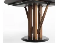 Tavolo in legno rotondo Flower Horm a prezzo ribassato