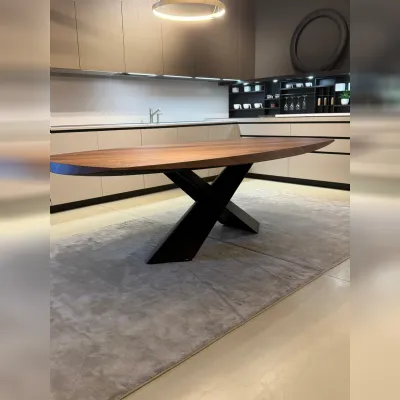 Tavolo in legno sagomato Tavolo tyron wood Cattelan italia a prezzo ribassato