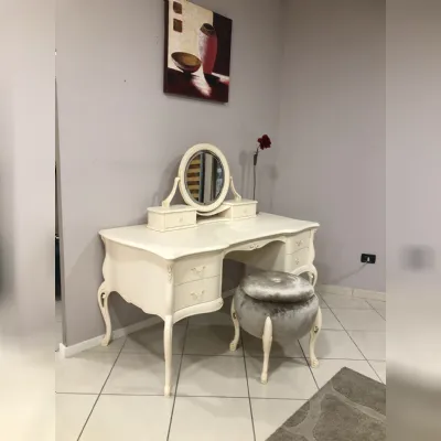 Tavolo sagomato in legno Toilette di Giorgio casa in Offerta Outlet