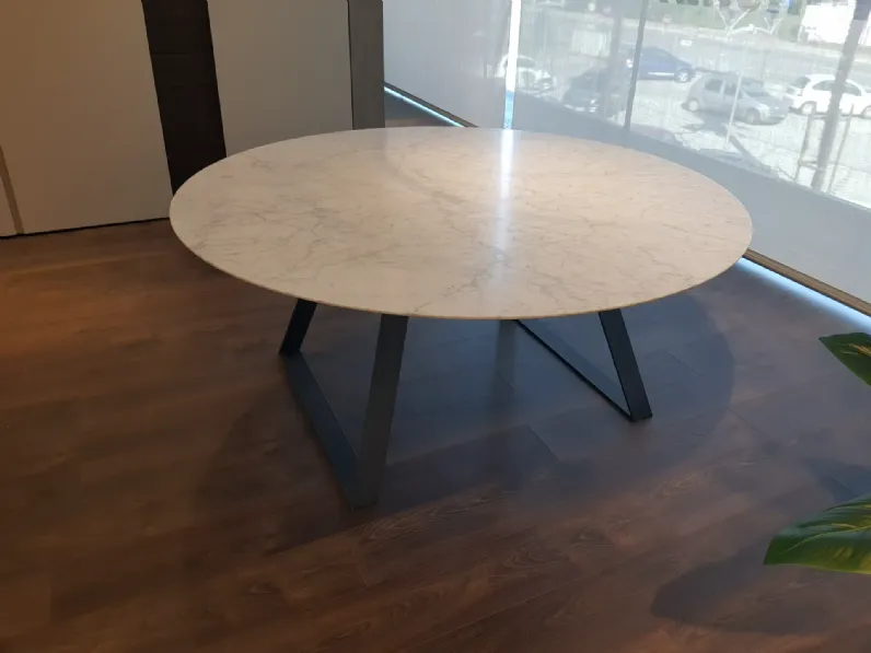 Tavolo in pietra rotondo Blade Modulnova a prezzo scontato