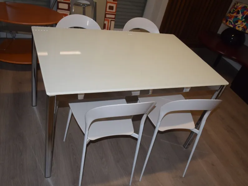 Tavolo in vetro rettangolare Performance Calligaris in offerta outlet