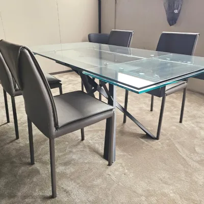 Tavolo rettangolare in vetro Romeo  di Easyline in Offerta Outlet