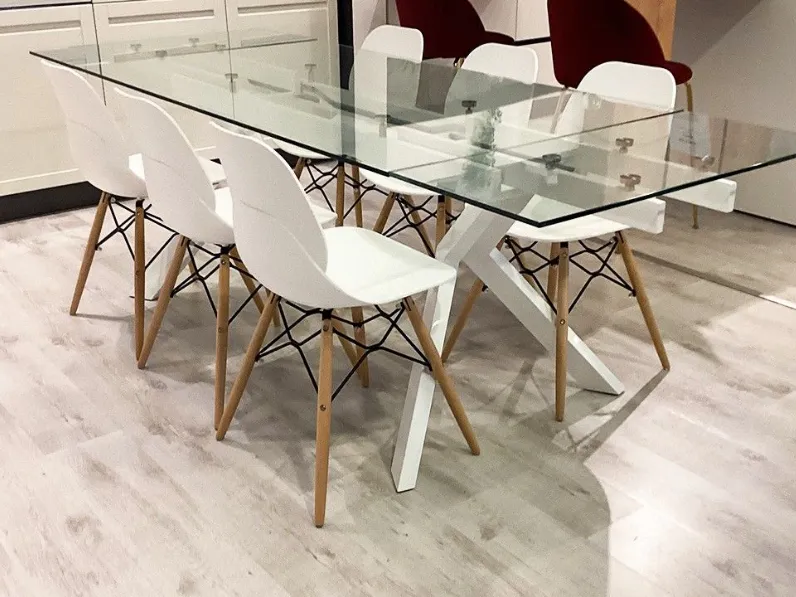 Tavolo in vetro rettangolare Kyoto La casa moderna in offerta outlet