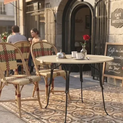 Tavolo Tavolo vigna 90x90 magis di Magis scontato del 70%