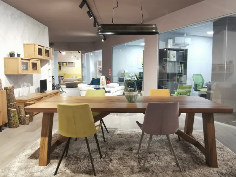 Tavolo rettangolare in legno Master di Devina nais in Offerta Outlet  approfittane ora!