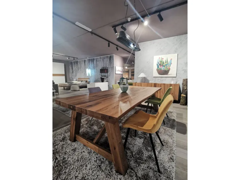 Tavolo rettangolare in legno Master di Devina nais in Offerta Outlet  approfittane ora!